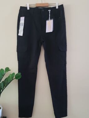 WAX JEAN NWT   Stretch Solid Casual Skinny TWILL Cargo Pant - Black 11/30